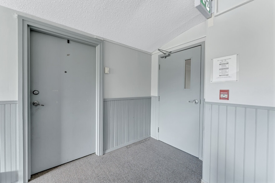 More Photos Of 109 Division St N, Kingsville Apartments For Sale