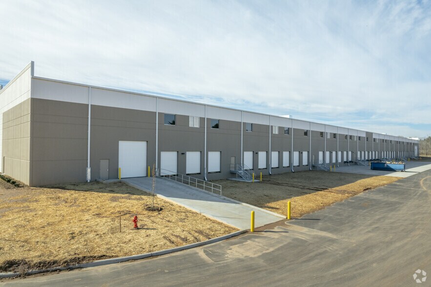 More Photos Of 261 Enka Heritage Parkway, Candler Distribution For Lease