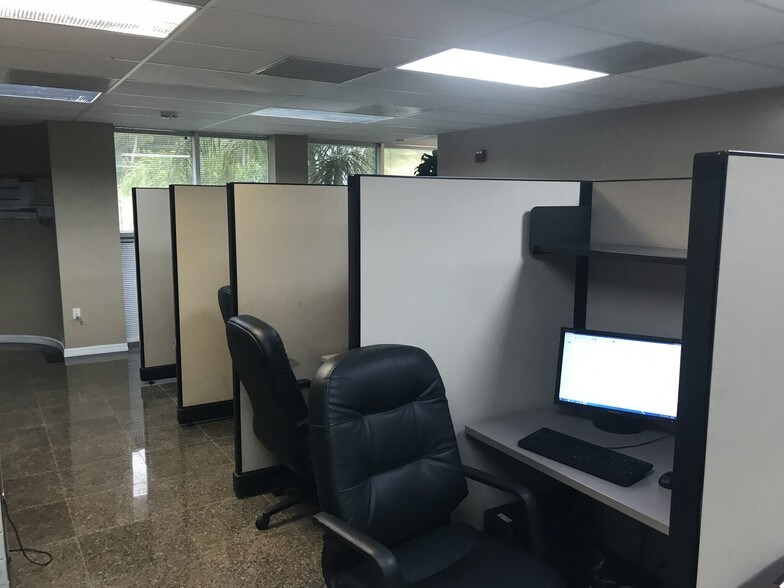 More Photos Of 1385 W State Road 434, Longwood Medical For Lease