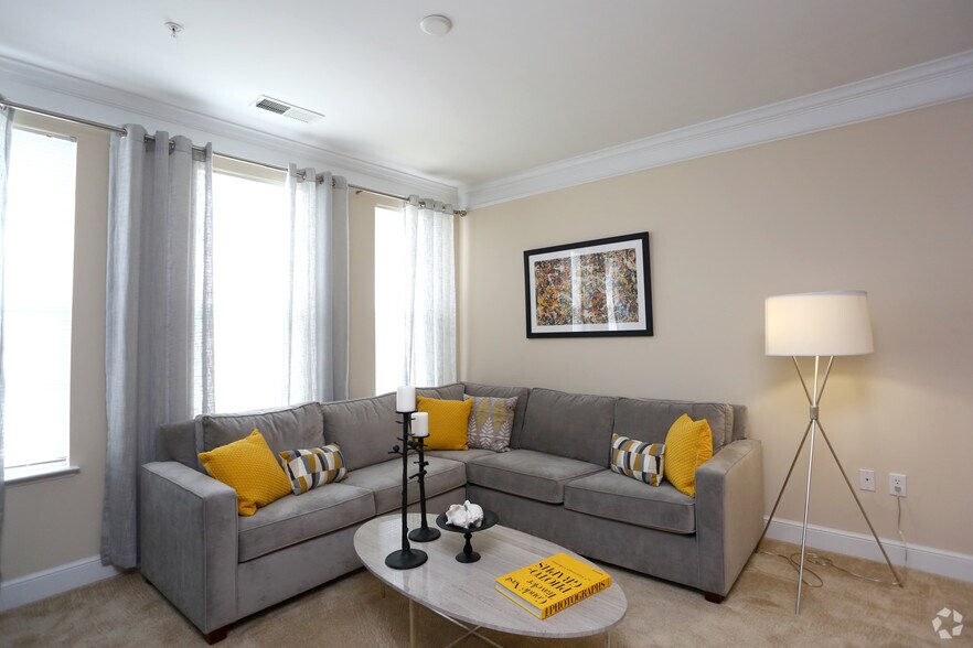 More Photos Of 1901 West St, Annapolis Apartments For Lease