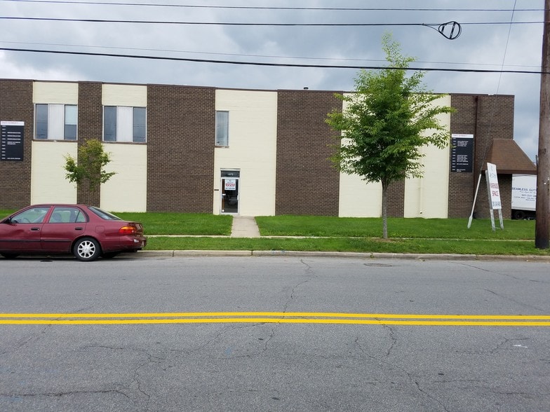 More Photos Of 1057-1099 Taft St, Rockville Warehouse For Lease