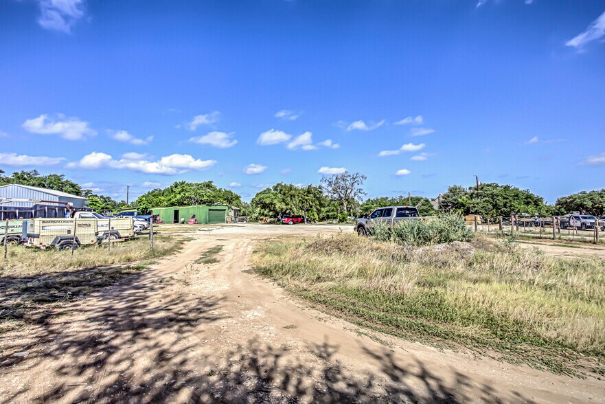 More Photos Of 12400 Trail Driver, Austin Land For Sale
