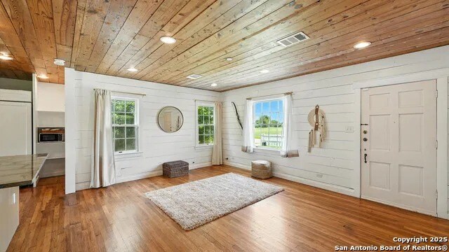 More Photos Of 105 NW River Rd, Martindale Specialty For Sale