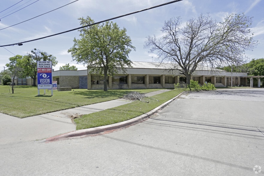 Primary Photo Of 819-901 N O'Connor Rd, Irving Office For Sale