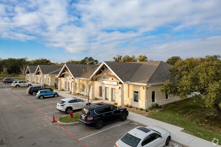 More Photos Of 1210 Cottonwood Crk, Cedar Park Office For Lease
