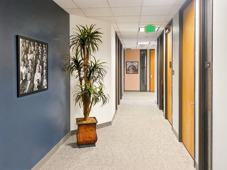 More Photos Of 23046 Avenida de la Carlota, Laguna Hills Coworking Space
