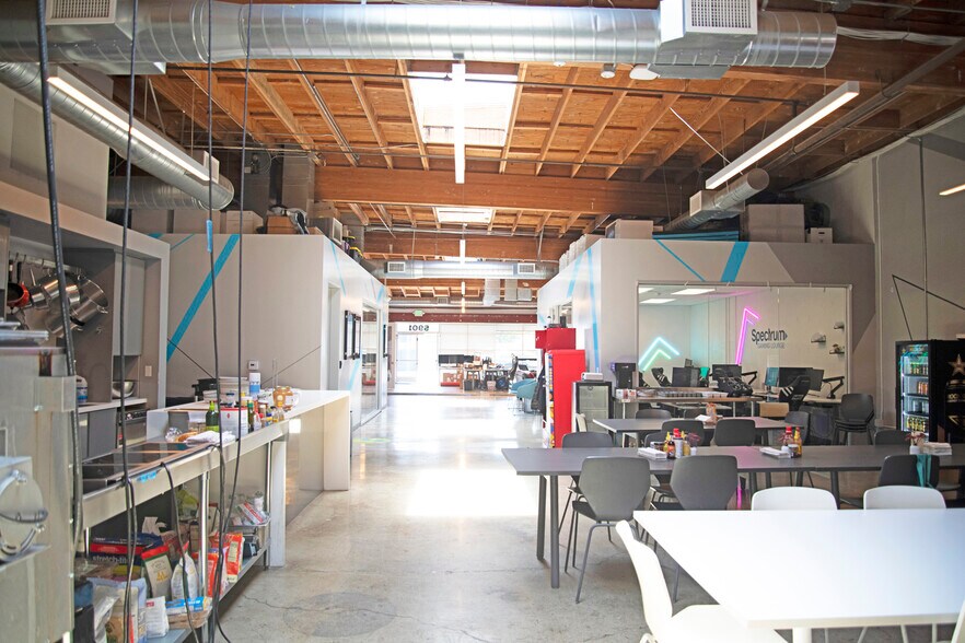 More Photos Of 5901 Blackwelder St, Culver City Loft Creative Space For Sale