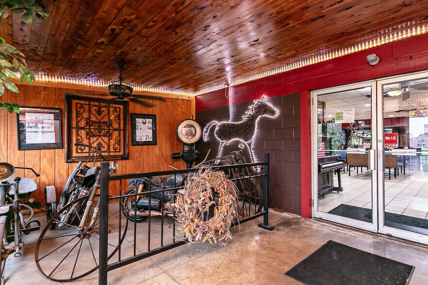 More Photos Of 4950 KY-52, Loretto Restaurant For Sale