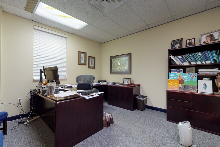 More Photos Of 2 Forest Ave, Oradell Medical For Sale