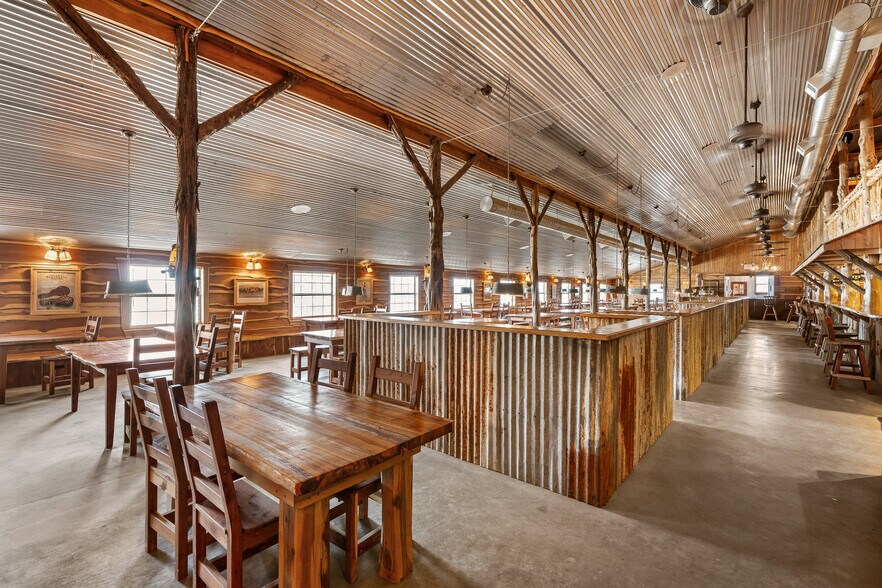 More Photos Of 2692 Highway 105 W, Navasota Specialty For Sale