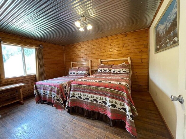 More Photos Of 50 & 59 County Rd 371, Rye Restaurant For Sale