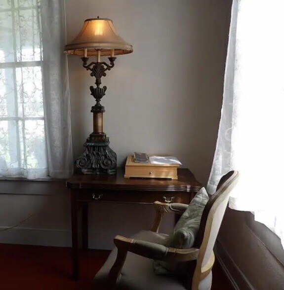 More Photos Of 85 Main St, Georgetown Specialty For Sale