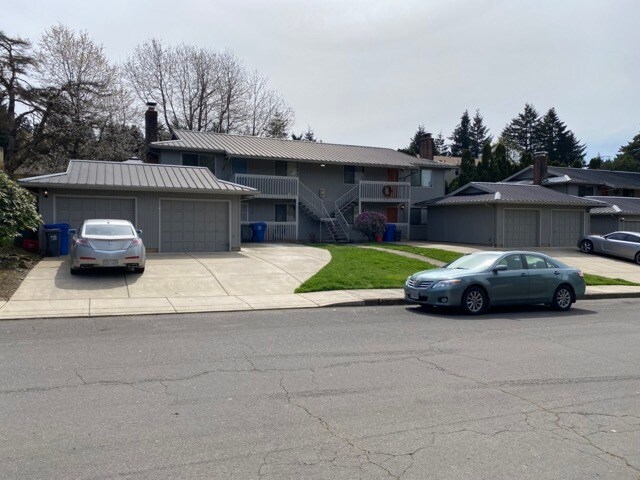 More Photos Of 2136 Nomad Ct SE, Salem Apartments For Sale