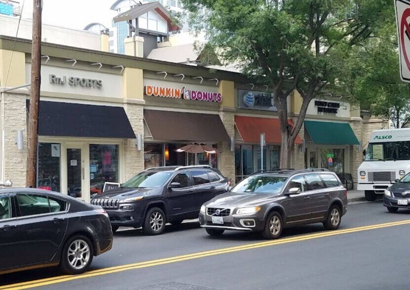 More Photos Of 4915-4929 Elm St, Bethesda Storefront For Lease