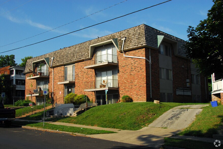 Primary Photo Of 3740 Wyandotte St, Kansas City Apartments For Sale