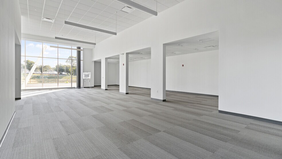 More Photos Of 50 Minnisink Ave S, Sayreville Unknown For Lease