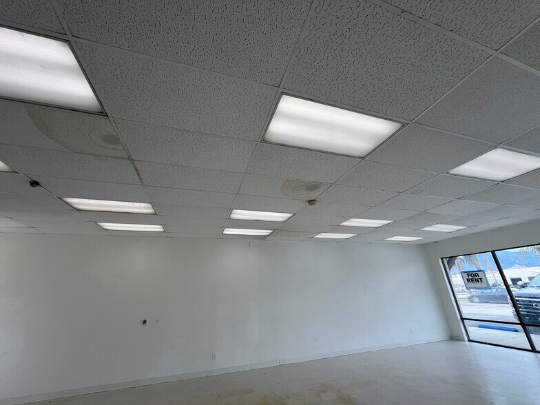 More Photos Of 468-480 E San Bernardino Rd, Covina Freestanding For Lease