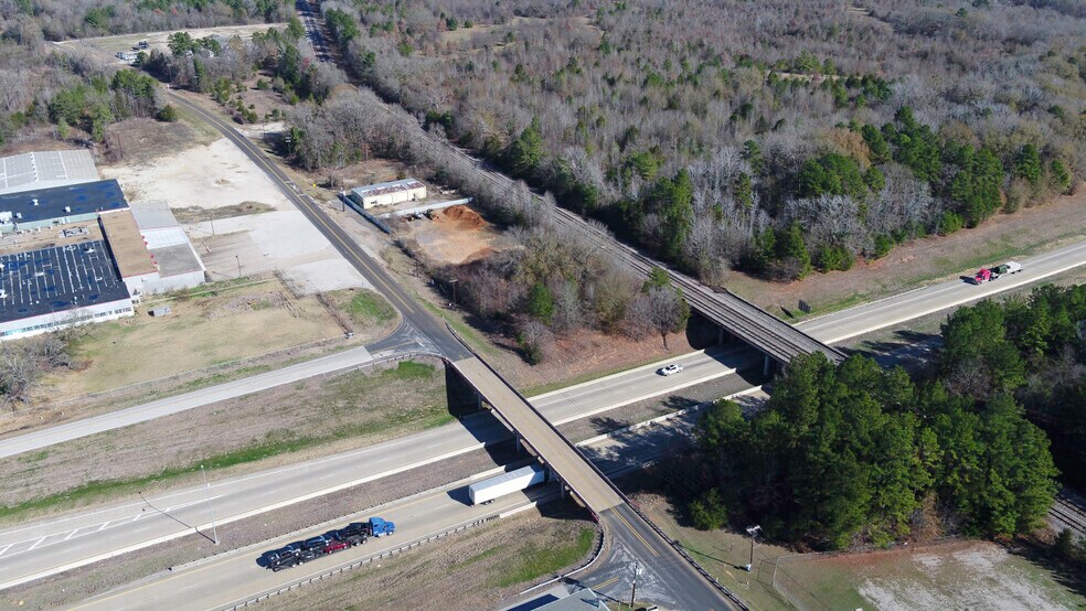 More Photos Of 13343 Interstate 20 E, Tyler Warehouse For Lease