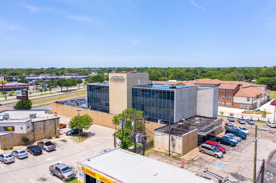 1711 W Irving Blvd, Irving, TX 75061 Medical Office For Lease