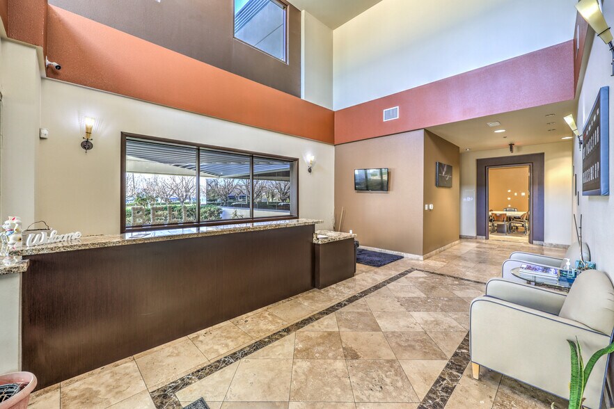 More Photos Of 955 Grier Dr, Las Vegas Light Distribution For Lease