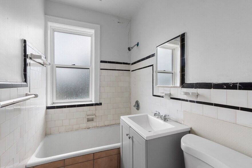 More Photos Of 5000 Virginia Ave, Saint Louis Apartments For Sale