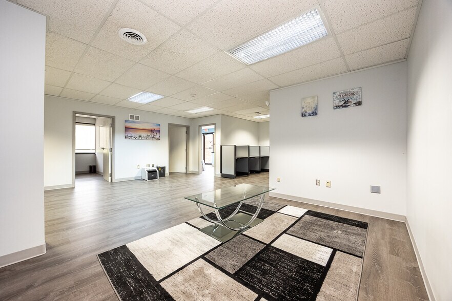 More Photos Of 728 Springdale Dr, Exton Office For Lease