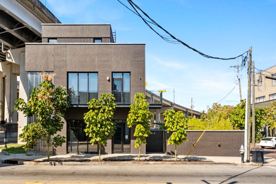 More Photos Of 1131 Tchoupitoulas St, New Orleans Storefront Retail Office For Sale
