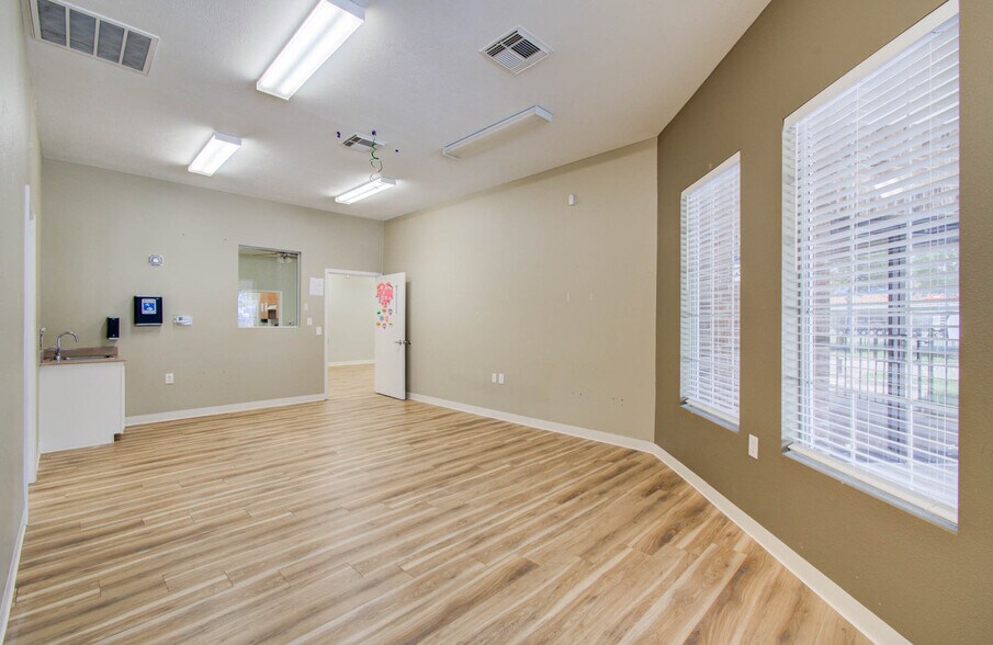 More Photos Of 19647 River Bottom Rd, Katy Daycare Center For Sale