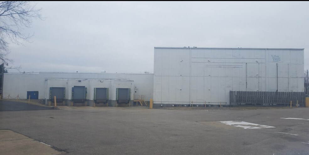 More Photos Of 92 Broadway Ave, Bedford Industrial For Lease