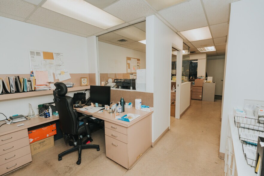 More Photos Of 8675-8679 Granville St, Vancouver Medical For Sale