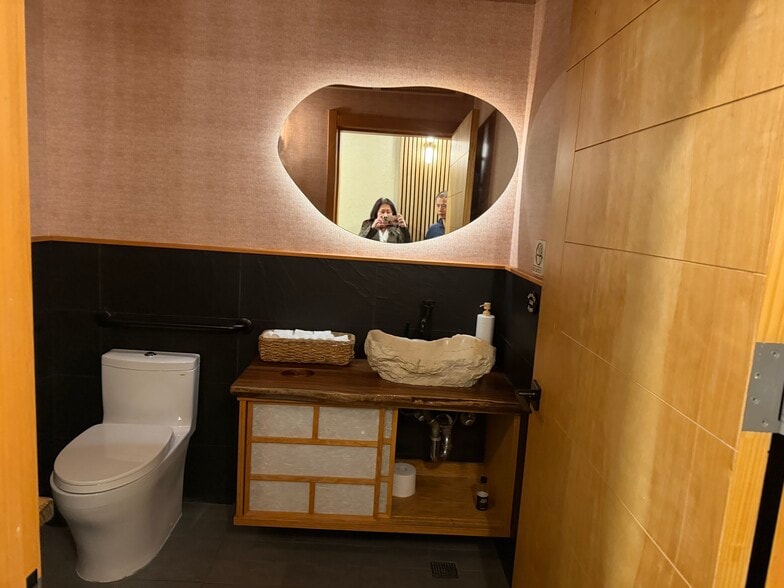 More Photos Of 117 Berry St, Brooklyn Storefront Retail Residential For Sale