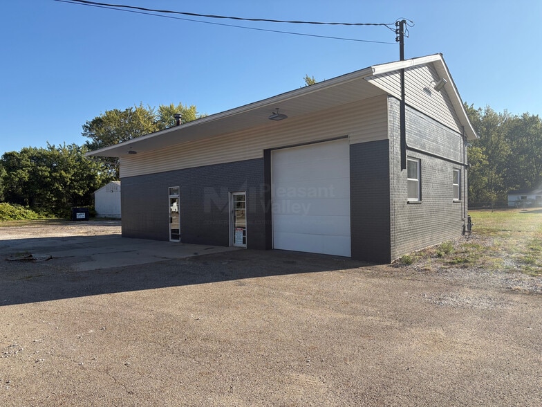 More Photos Of 1475 Massillon Rd, Akron Convenience Store For Sale