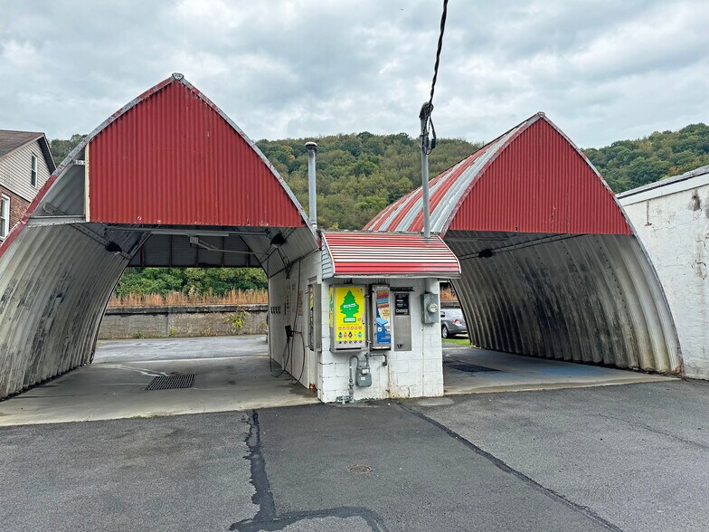 More Photos Of 635-639 Maple Ave, Johnstown Carwash For Sale