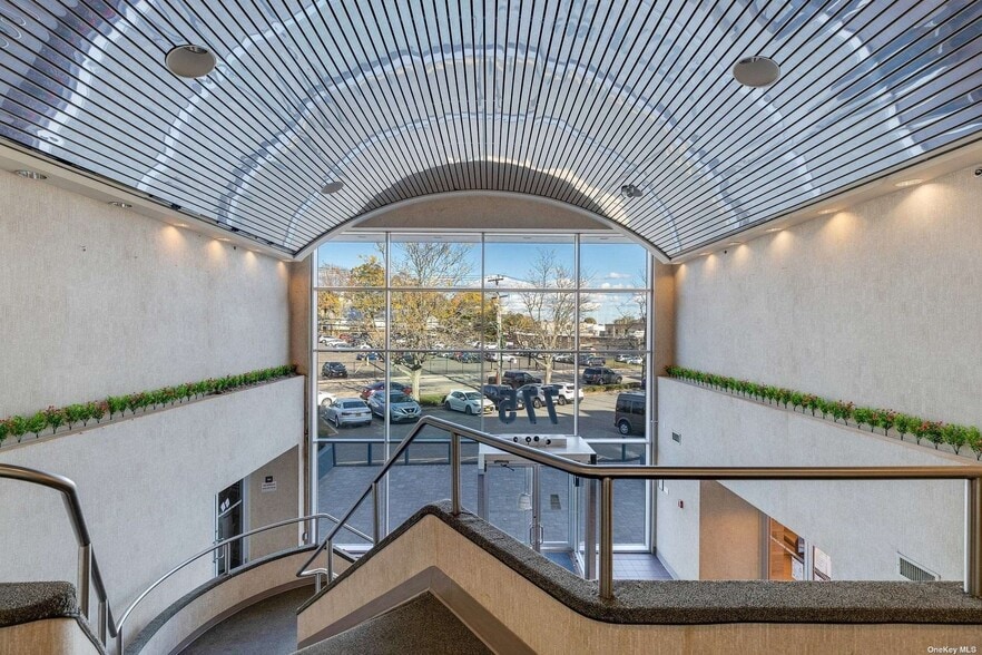 More Photos Of 775 Park Ave, Huntington Medical For Lease