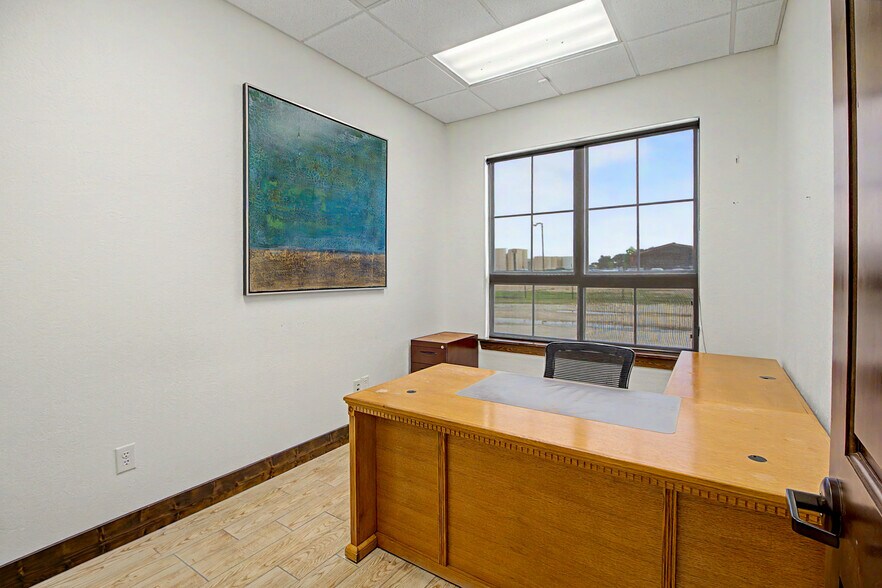 More Photos Of 8050 TX-21, Caldwell Office For Lease