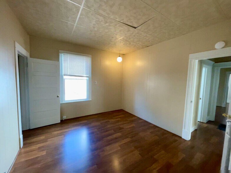 More Photos Of 204 W 15th St, Pueblo Apartments For Sale