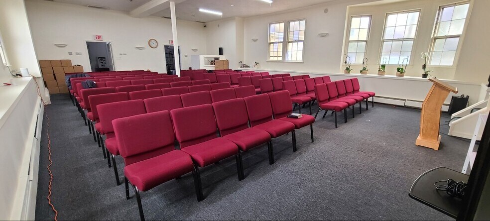 More Photos Of 1075 Queen Anne Rd, Teaneck Religious Facility For Sale