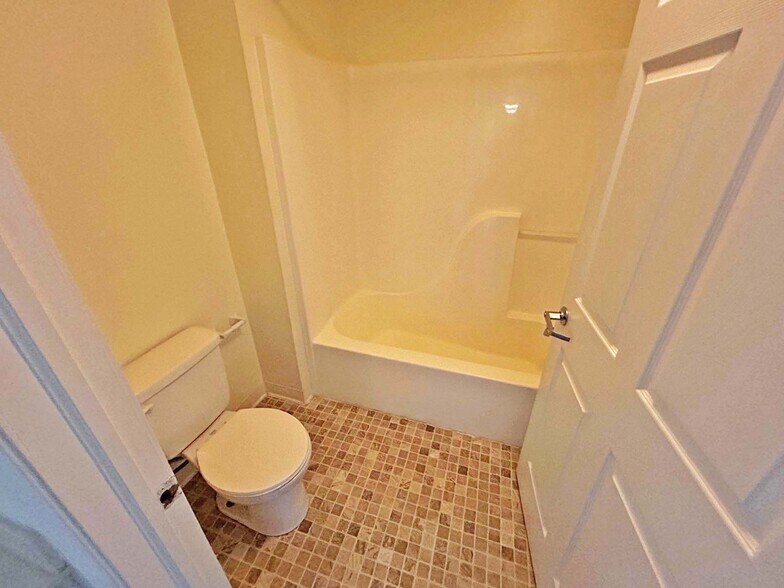 More Photos Of 150 N Main St, Mansfield Apartments For Sale