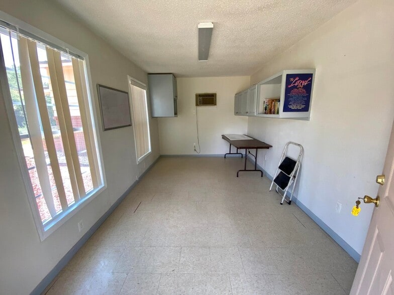 More Photos Of 3191 Newman Ave N, Crestview Religious Facility For Sale