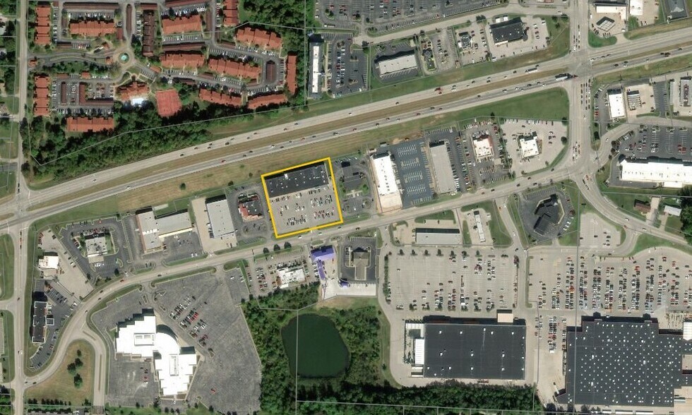 More Photos Of 5405 Pearl Dr, Evansville Restaurant For Lease