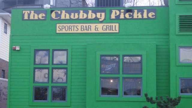 More Photos Of 23 Bay Ave, Highlands Bar For Sale