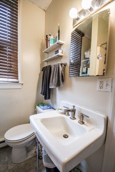 More Photos Of 1 S Main St, Richlandtown Apartments For Sale