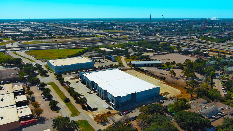 More Photos Of 1145 107th St., Arlington Warehouse For Lease