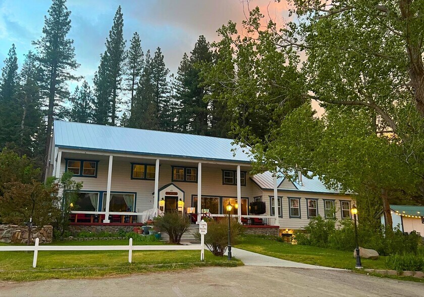 More Photos Of 521 Campbell Hot Springs Rd, Sierraville Hotel For Sale