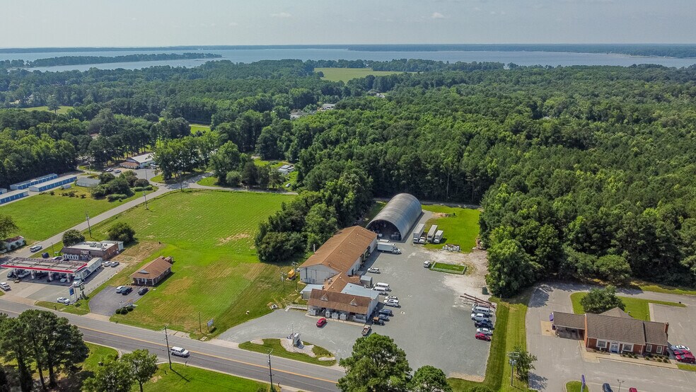 More Photos Of 16552 General Puller Hwy, Deltaville Specialty For Sale