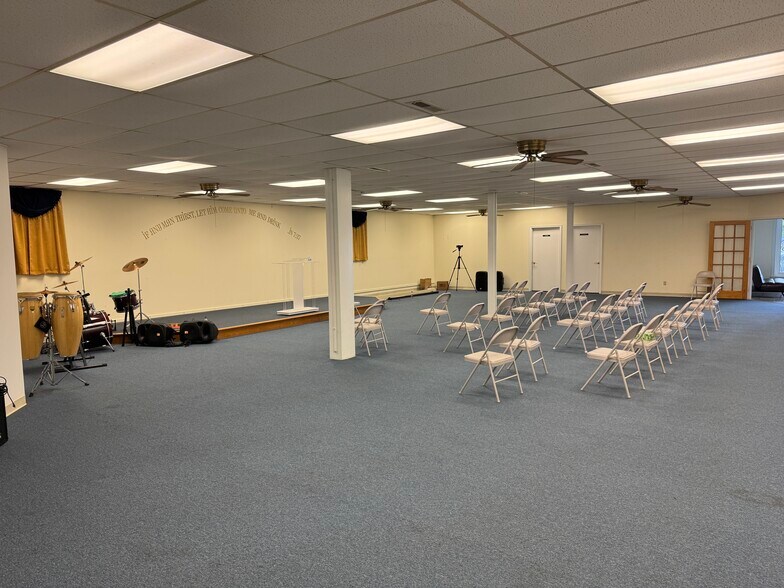 More Photos Of 25367 Lankford Hwy, Onley Light Distribution For Lease