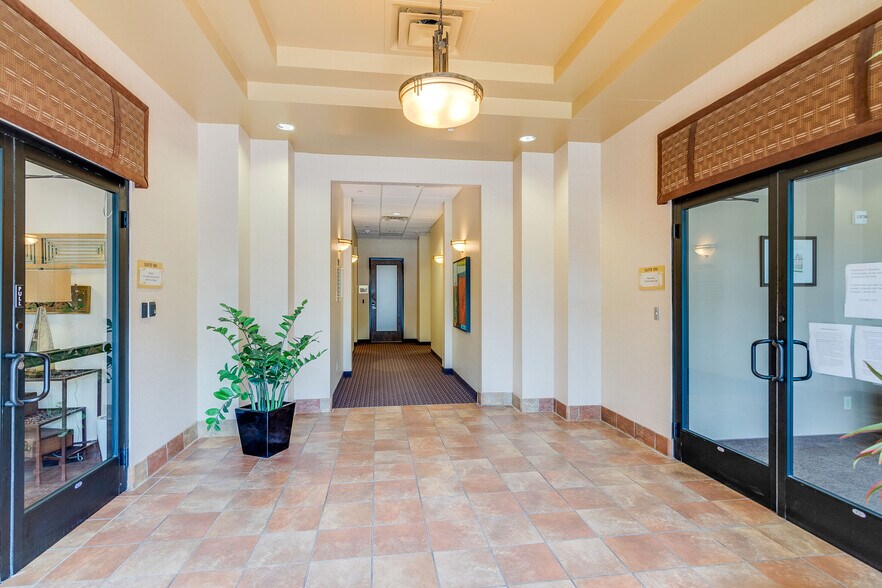 More Photos Of 4550 State Highway 360, Grapevine Office For Lease