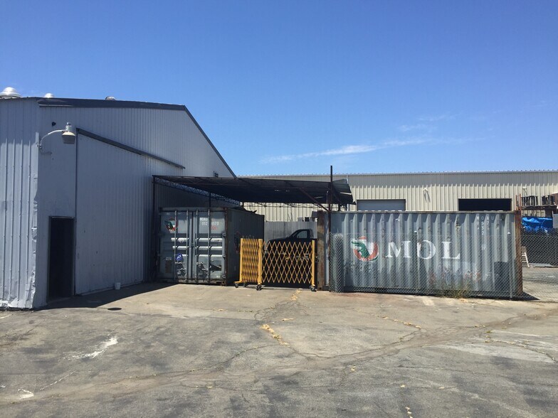 More Photos Of 3101 Hoover Ave, National City Warehouse For Lease