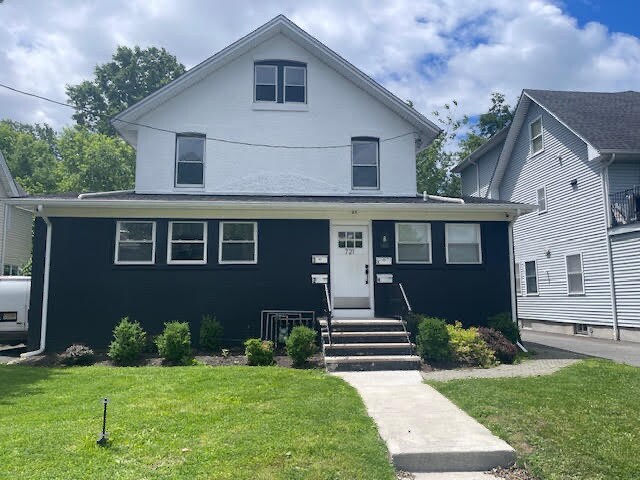 Primary Photo Of 721 N Wood Ave, Linden Office Residential For Lease