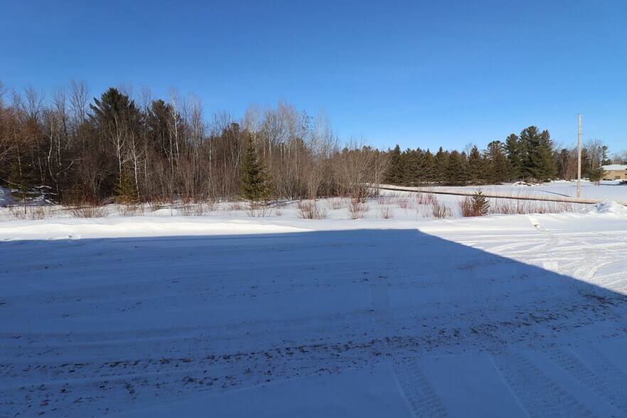 More Photos Of 1301 Sum Rd rd, Ashland Flex For Sale